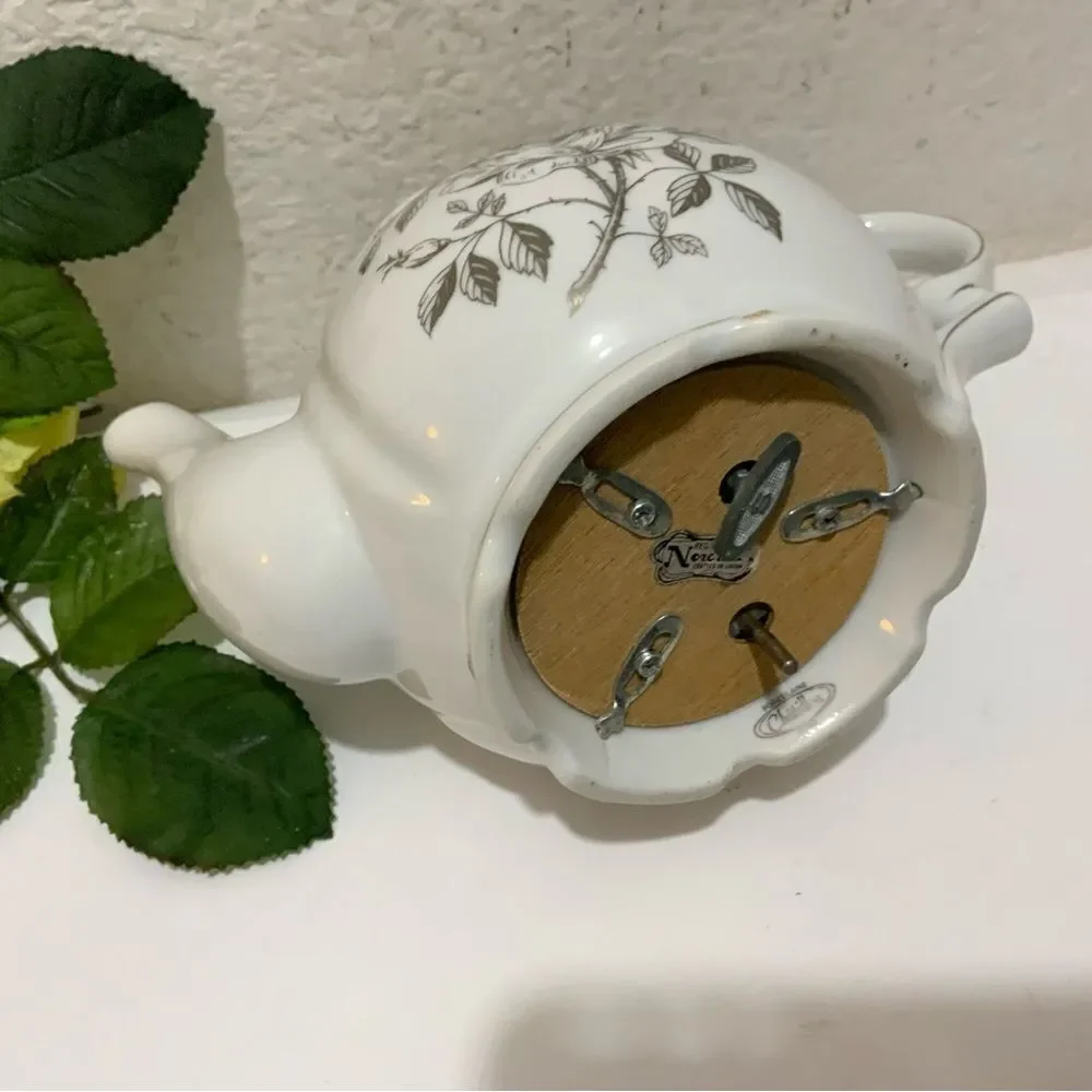 VTG Norcrest Fine 25th Anniversary Chatillon Fine Tea Pot China Silver Muscial